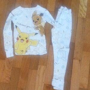 Kids Pajamas - White with Pikachu and Eevee size 4